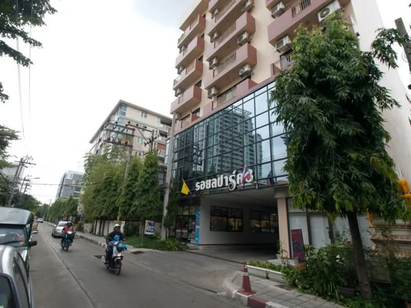 Property image 8
