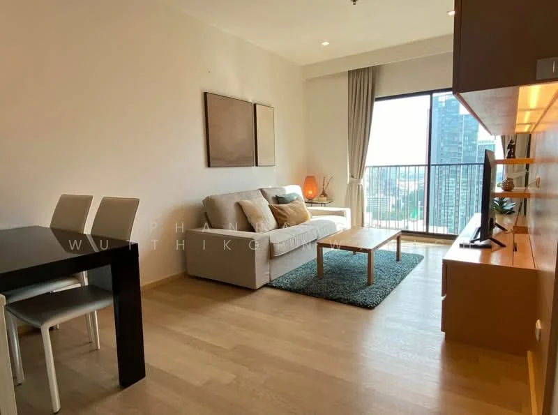 1 Bedroom condo in Noble Refine