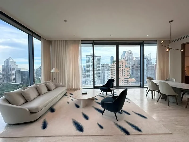 2 Bedroom condo in Scope Langsuan