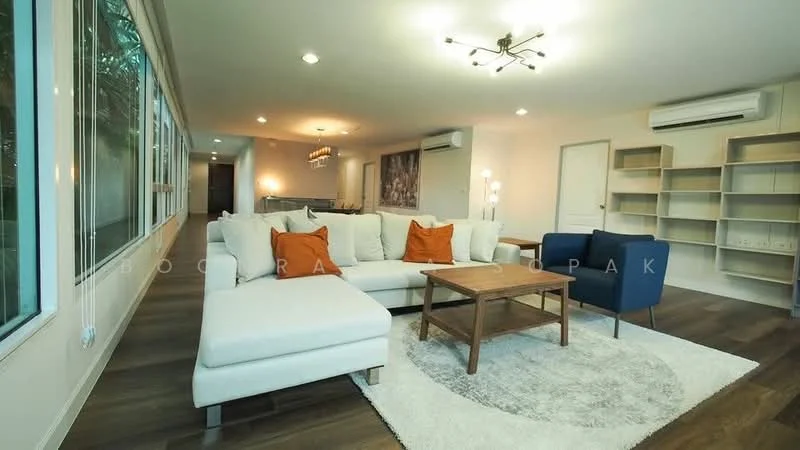 4 Bedroom condo in The Fine at River