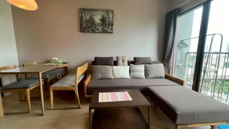 1 Bedroom condo in Noble Refine