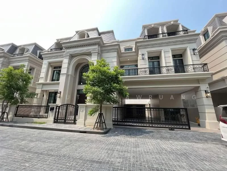 5 Bedroom condo in The Welton Rama 3