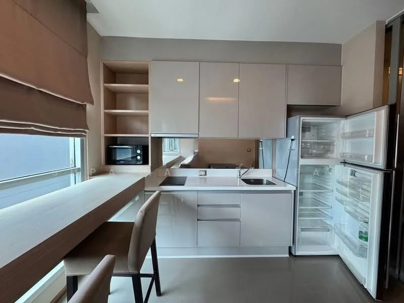 1 Bedroom condo in The Address Asoke