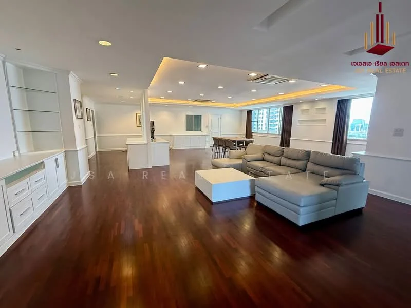 3 Bedroom condo in D.S. Tower 1 Sukhumvit 33