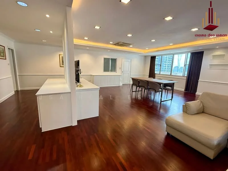 3 Bedroom condo in D.S. Tower 1 Sukhumvit 33
