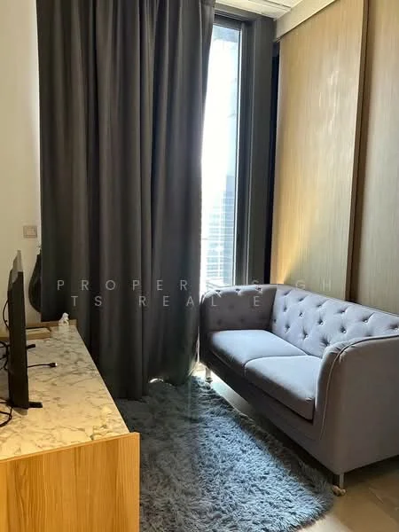 1 Bedroom condo in ASHTON Silom
