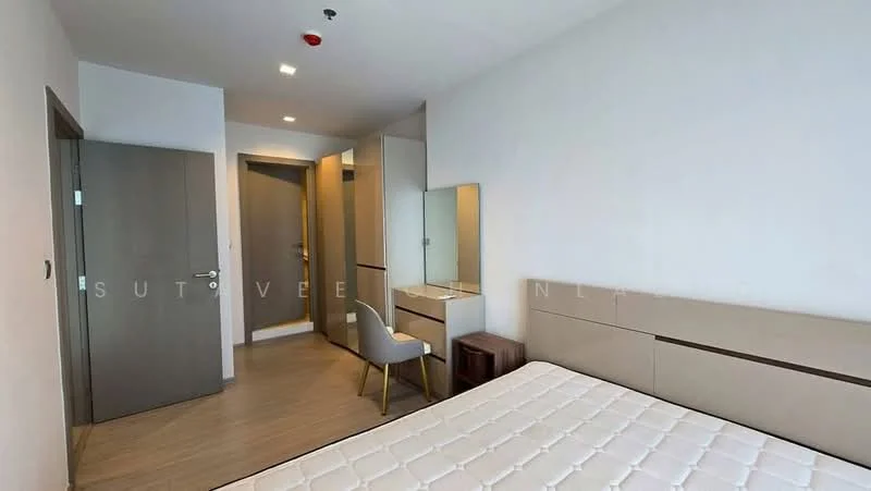 2 Bedroom condo in Life Asoke-Rama 9