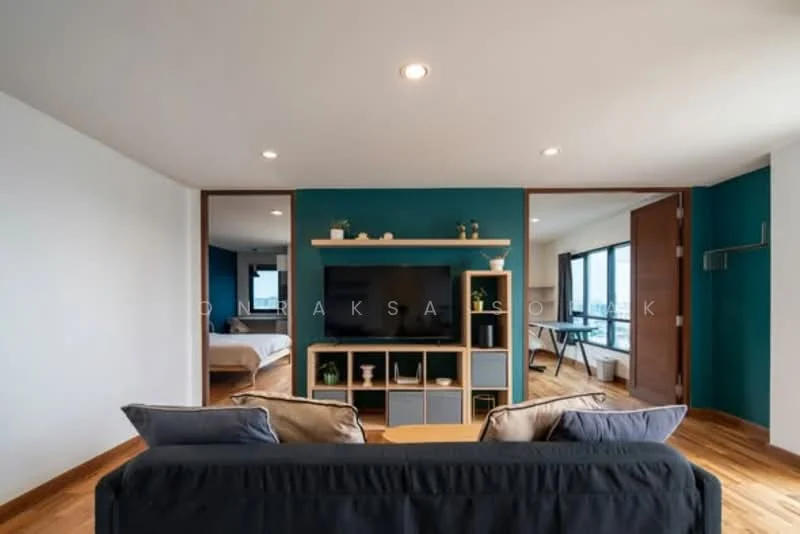 2 Bedroom condo in Sarin Place