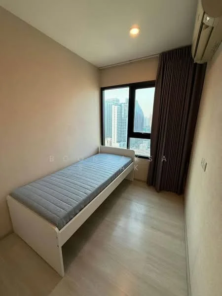 2 Bedroom condo in Life Asoke