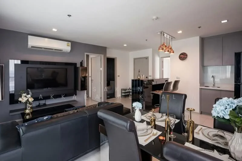 2 Bedroom condo in Rhythm Sukhumvit 36-38