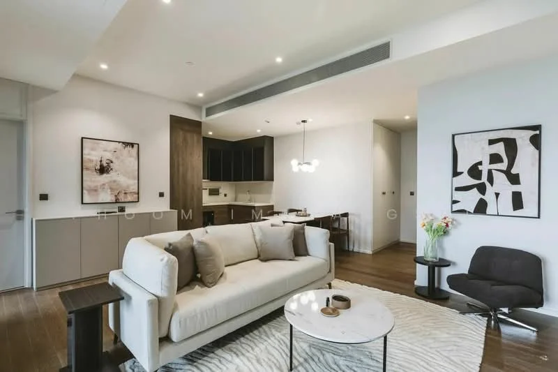 2 Bedroom condo in Muniq Langsuan