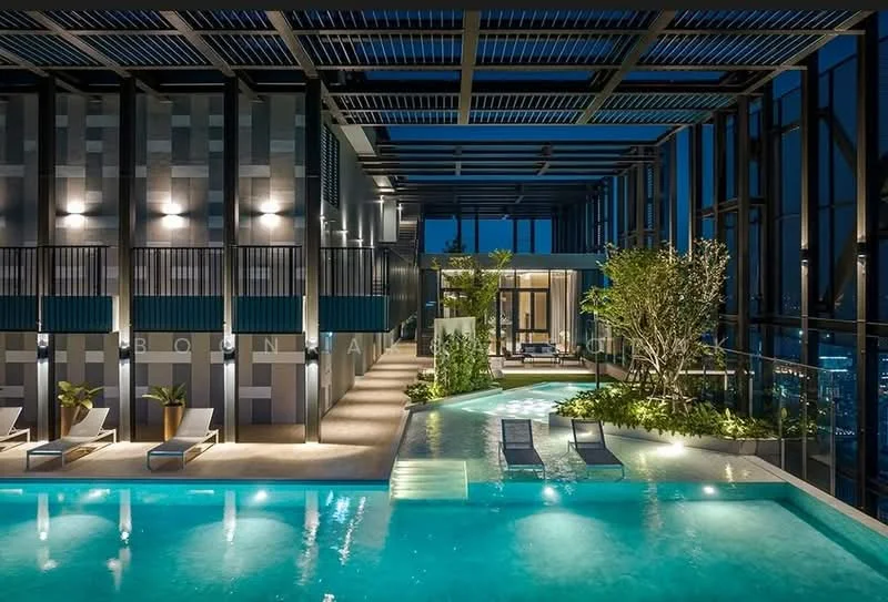 1 Bedroom condo in XT Phayathai