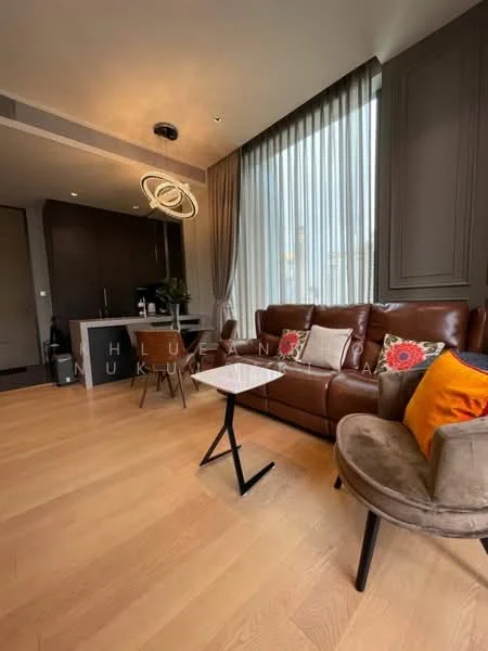 2 Bedroom condo in 28 Chidlom