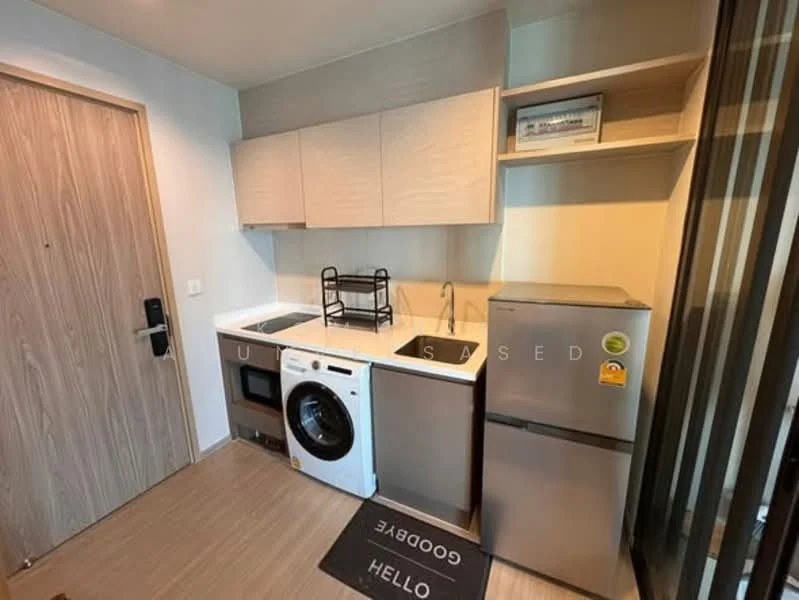 1 Bedroom condo in Life Sathorn Sierra