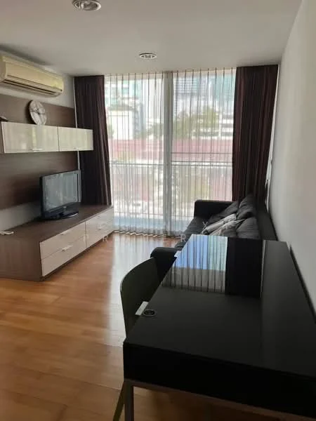 2 Bedroom condo in The Fine at River