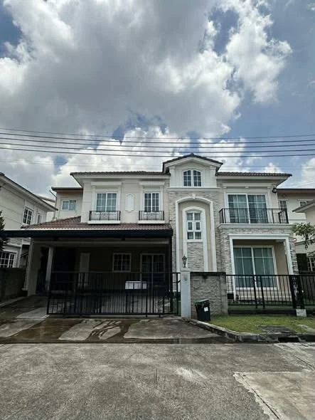 4 Bedroom condo in Grandio Ladprao-Kaset Nawamin