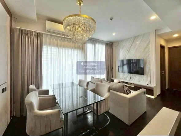 2 Bedroom condo in Park Origin Thonglor