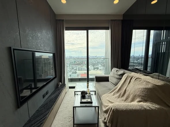 1 Bedroom condo in Cooper Siam