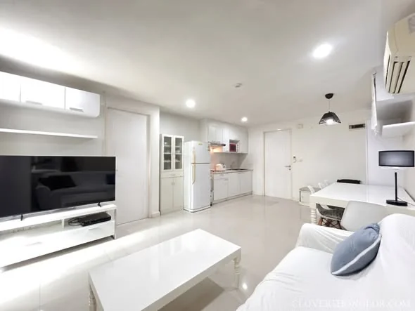1 Bedroom condo in The Clover Thonglor Residence