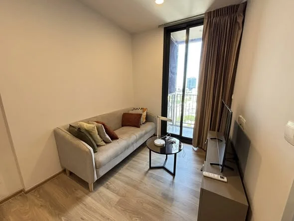 1 Bedroom condo in Oka Haus Sukhumvit 36