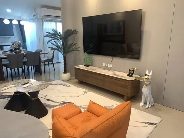 3 Bedroom condo in MeStyle @ Sukhumvit-Bangna