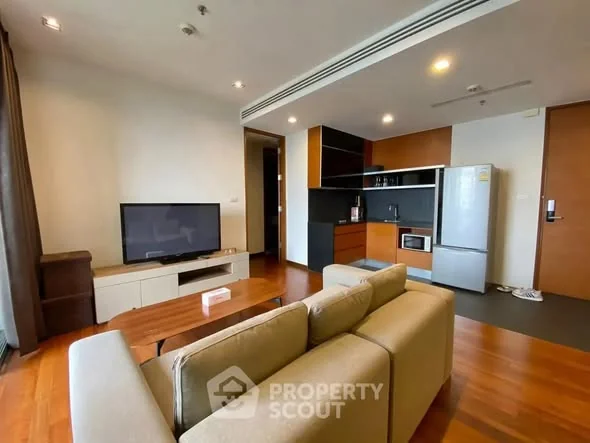 2 Bedroom condo in ASHTON Morph 38