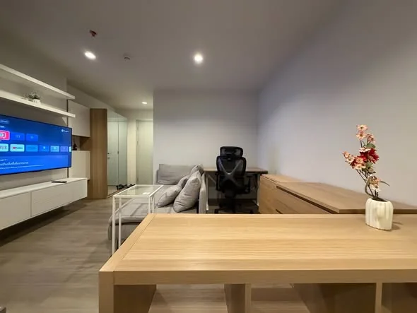 Studio condo in Regent Home Bangna