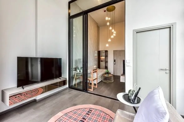 2 Bedroom condo in Park Origin Ratchathewi