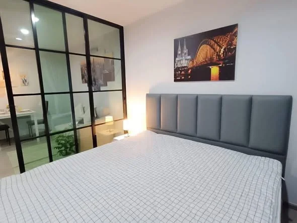 Studio condo in Rye Sukhumvit 101/1