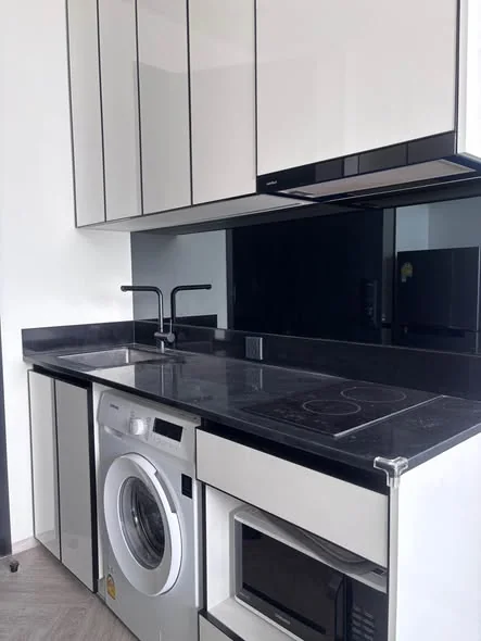 1 Bedroom condo in Chapter Charoennakhon–Riverside