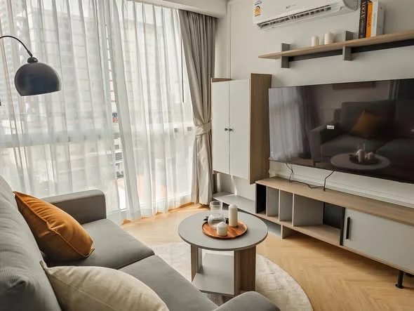 Studio condo in Chateau In Town Phaholyothin 11