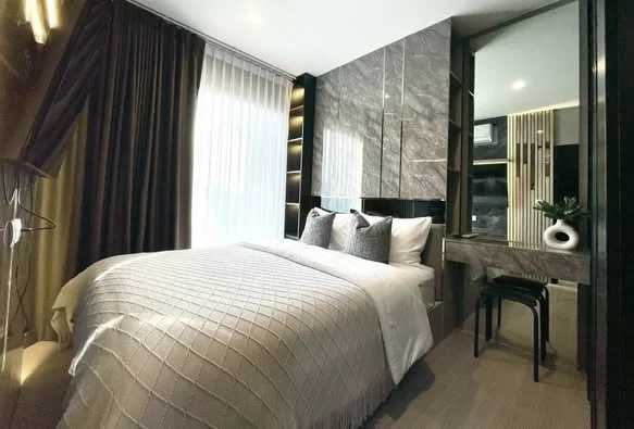 1 Bedroom condo in Life Asoke Hype