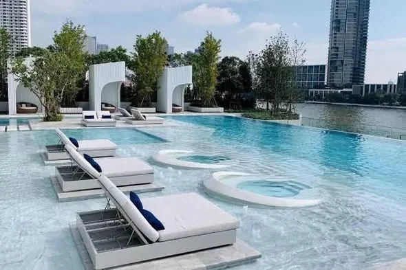1 Bedroom condo in Chapter Charoennakhon–Riverside