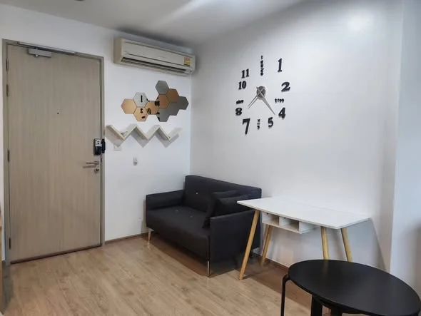 Studio condo in IDEO Q Chula - Samyan