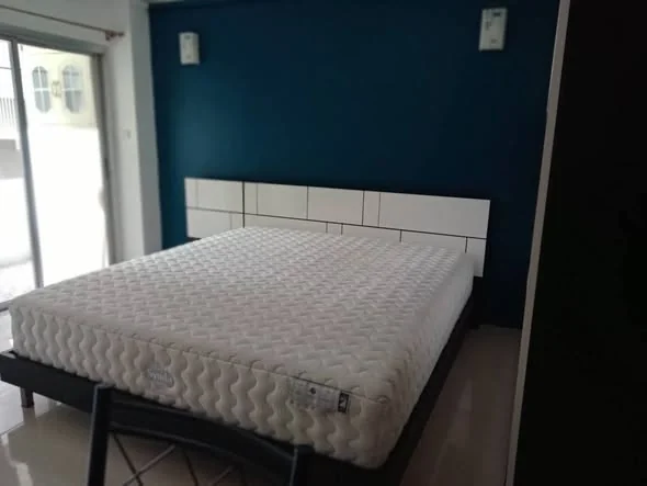 Studio condo in Family Park Condominium