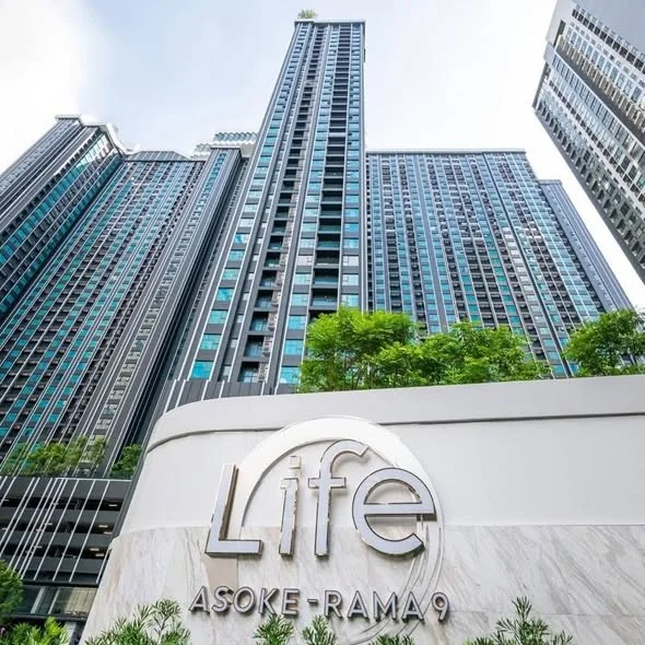 1 Bedroom condo in Life Asoke-Rama 9