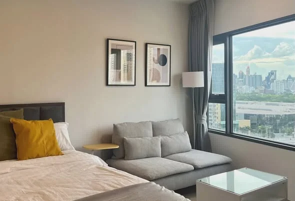 Studio condo in Life Rama 4-Asoke