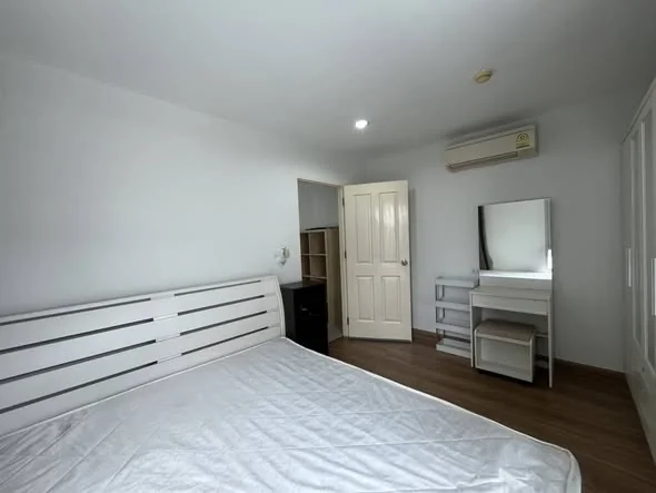 1 Bedroom condo in Wish @ Siam