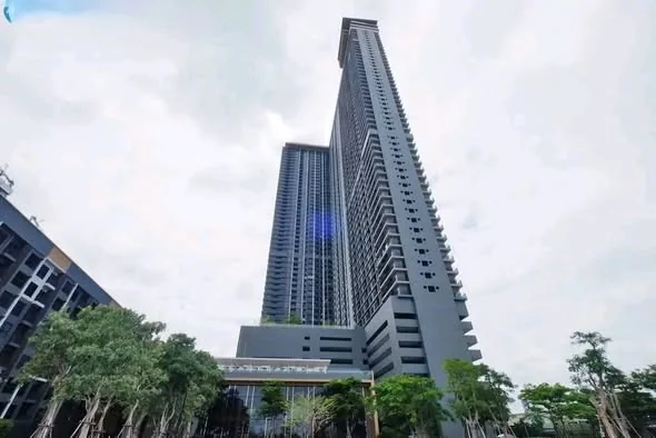 1 Bedroom condo in The Politan Rive
