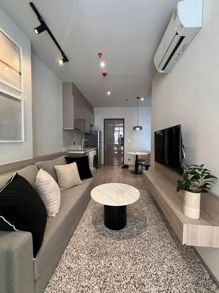 1 Bedroom condo in Rhythm Ekkamai Estate