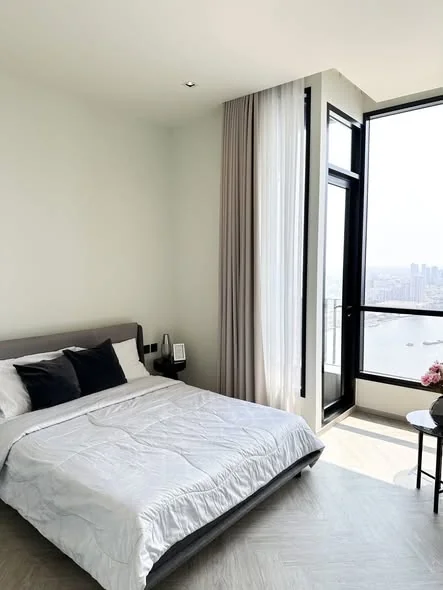 Studio condo in Chapter Charoennakhon–Riverside