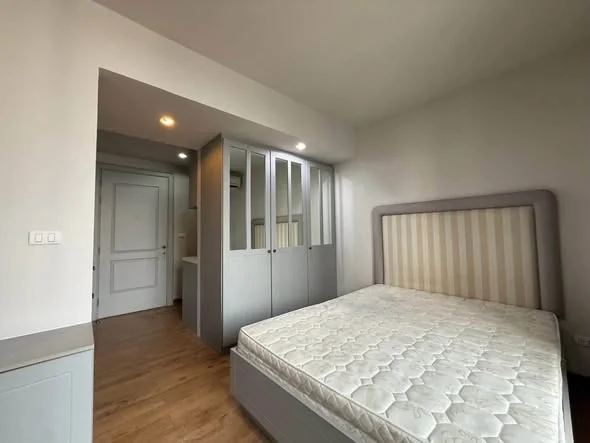 Studio condo in The Editor Saphan Khwai