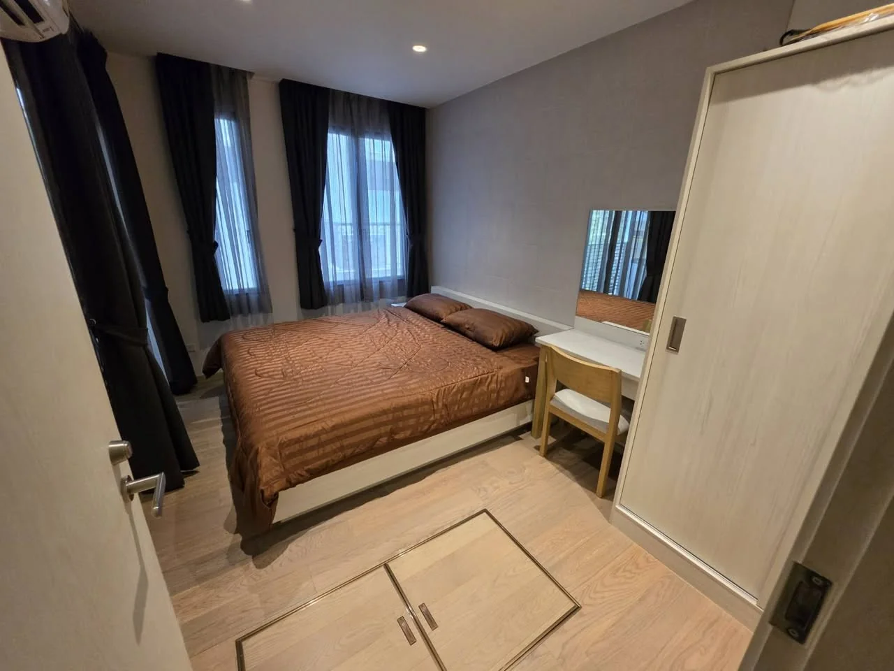 1 Bedroom condo in Runesu Thonglor 5