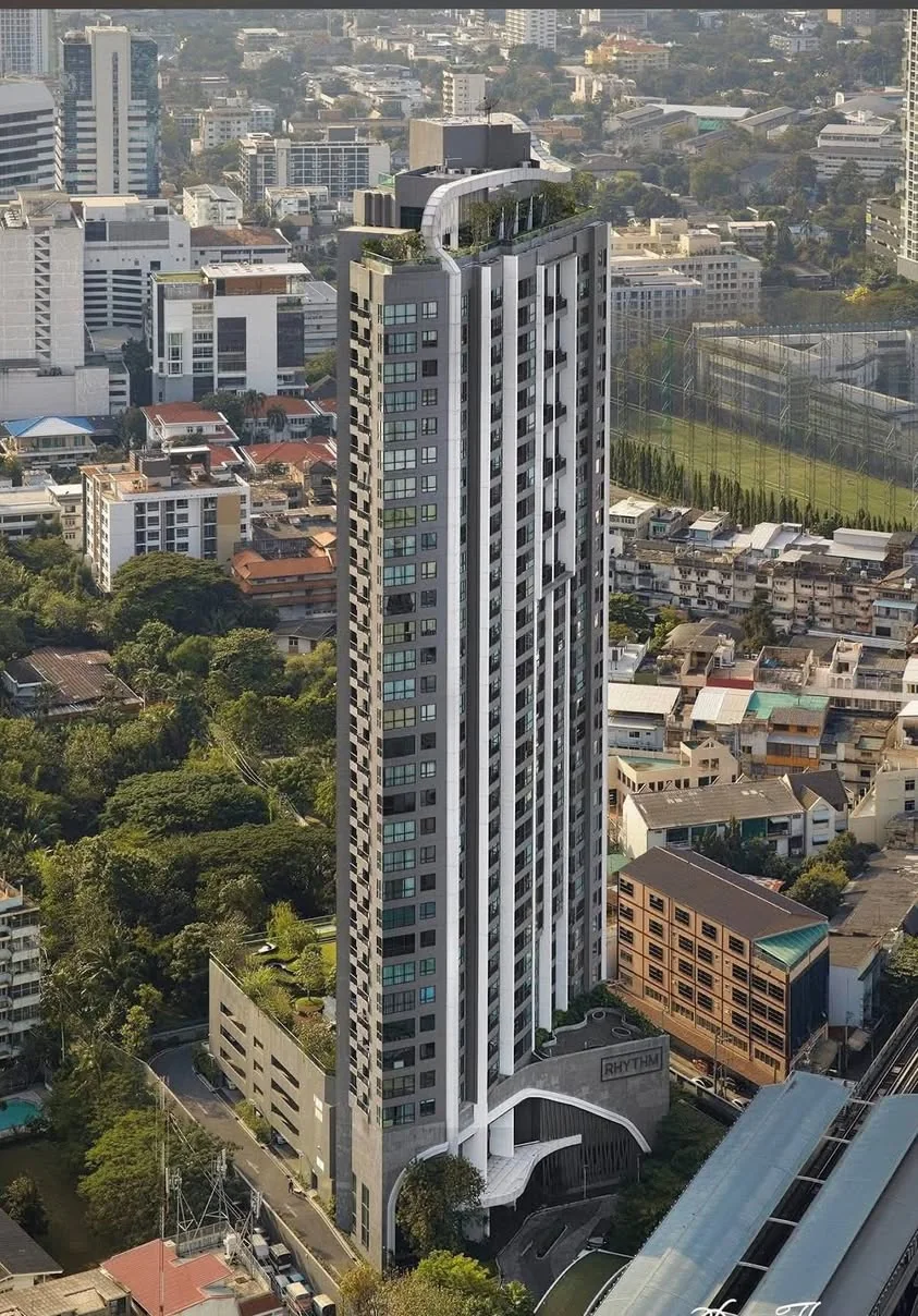 1 Bedroom condo in Rhythm Sukhumvit 44/1