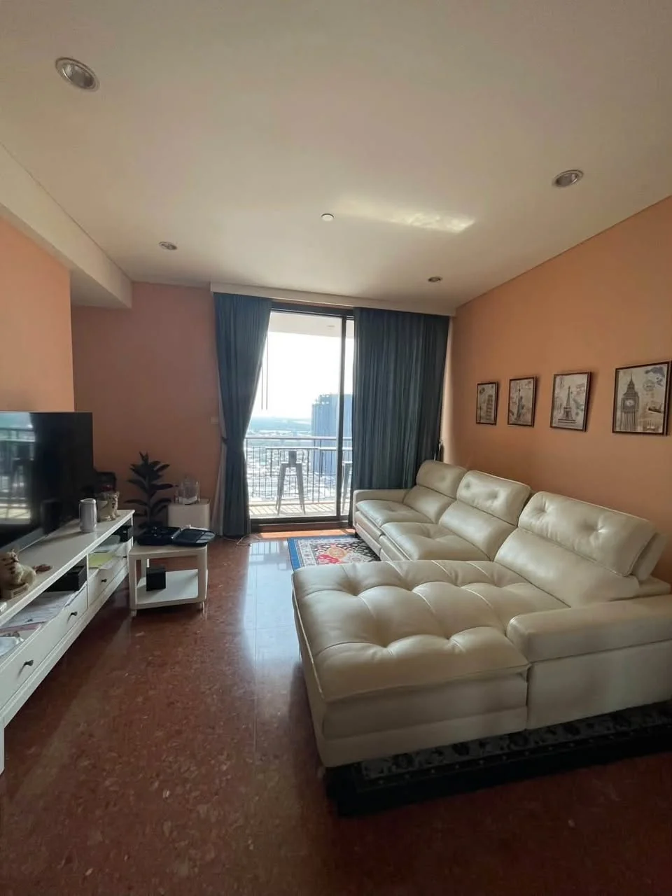 2 Bedroom condo in AGUSTON Sukhumvit 22