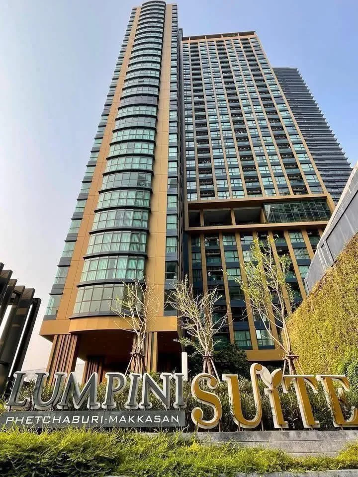 2 Bedroom condo in Lumpini Suite Phetchaburi-Makkasan