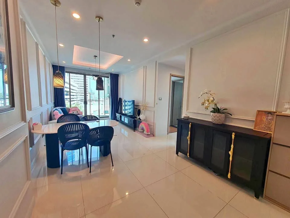 2 Bedroom condo in Supalai Oriental Sukhumvit 39