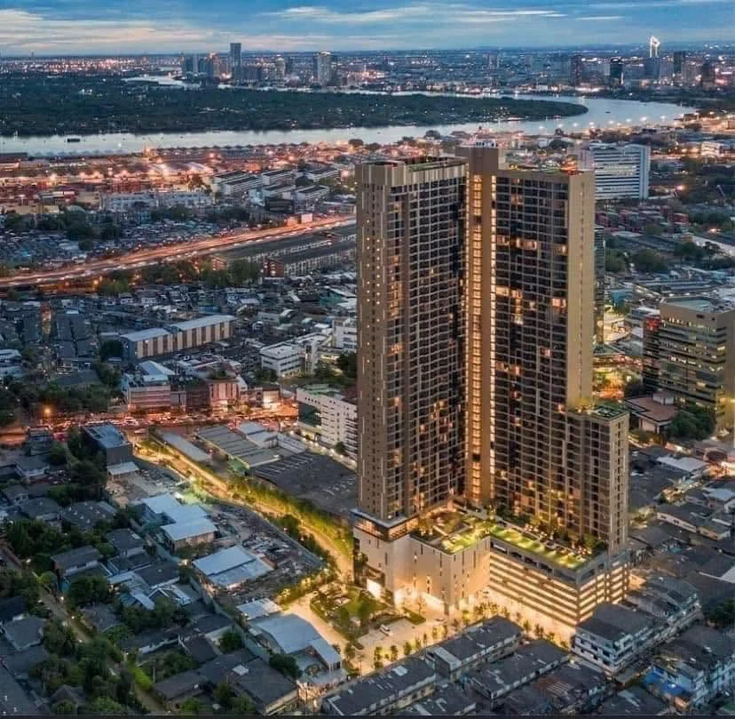 1 Bedroom condo in Oka Haus Sukhumvit 36