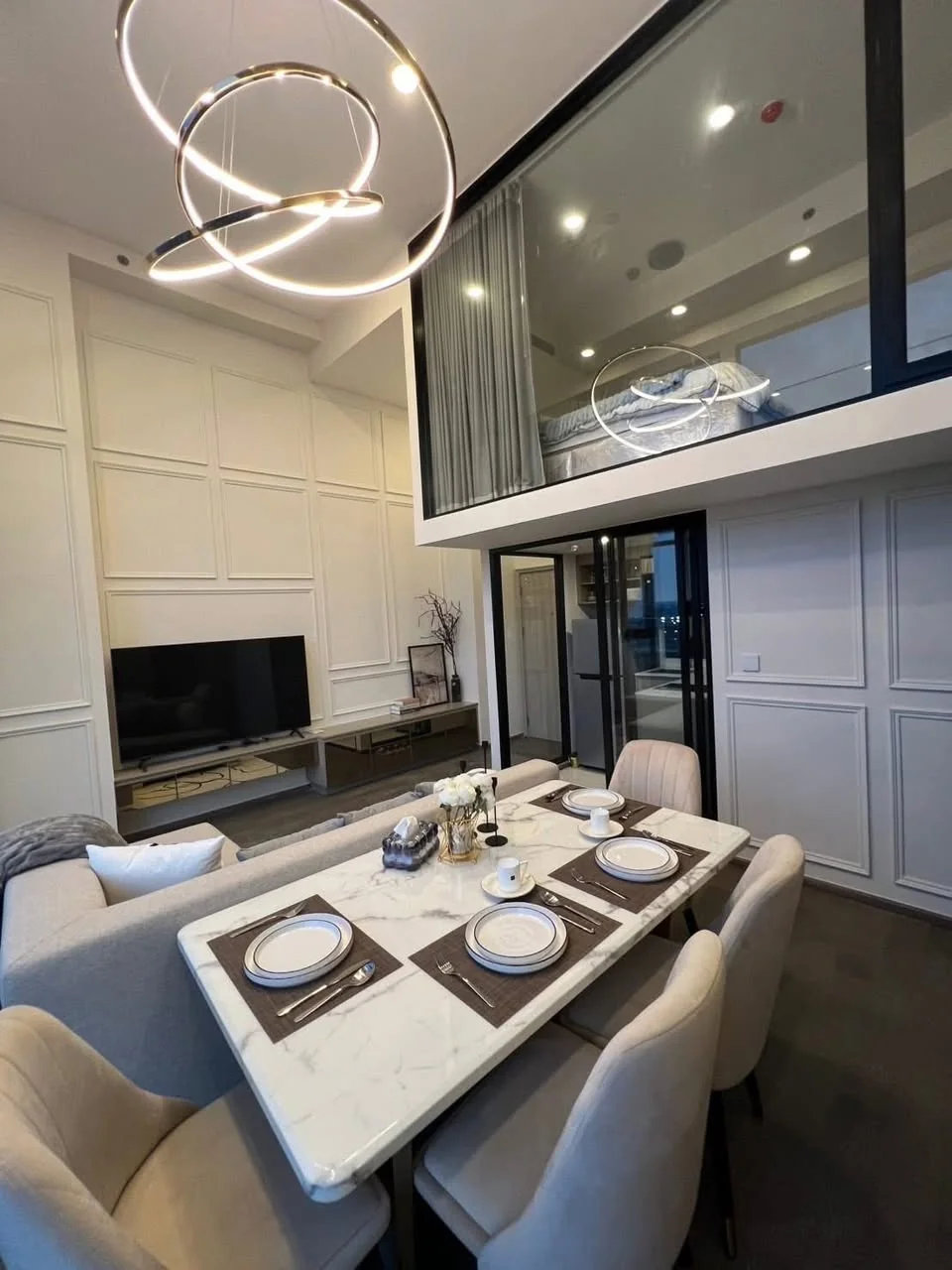 2 Bedroom condo in Park Origin Ratchathewi