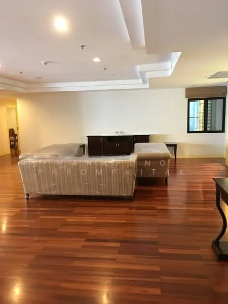 3 Bedroom condo in Shanti Sadan